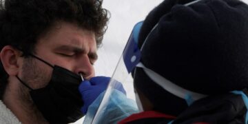 La variante de ómicron BA.2 ya supone más de la mitad de los casos en Estados Unidos