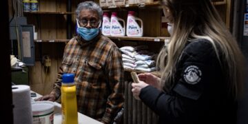 Demanda dice que mapa electoral de condado californiano discrimina a latinos