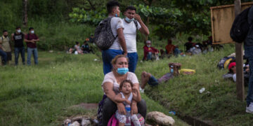 Estados Unidos autoriza la vacunación contra la covid a niños mayores de 6 meses