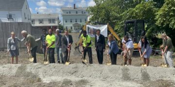 Central Falls inicia la construcción de nuevas unidades de vivienda