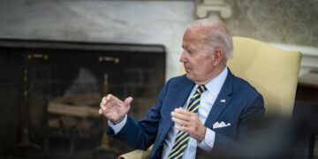 Biden da por acabada la pandemia de covid-19