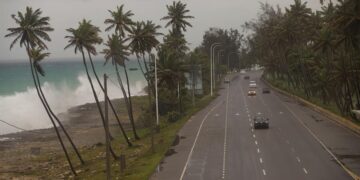 Fiona dejó Puerto Rico y azota ahora a República Dominicana