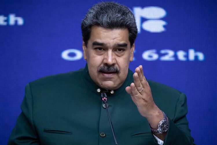 Estados Unidos amenaza a Maduro con intensificar sanciones si no negocia con oposición