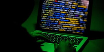 Las webs de varios aeropuertos de Estados Unidos, atacadas por hackers prorrusos