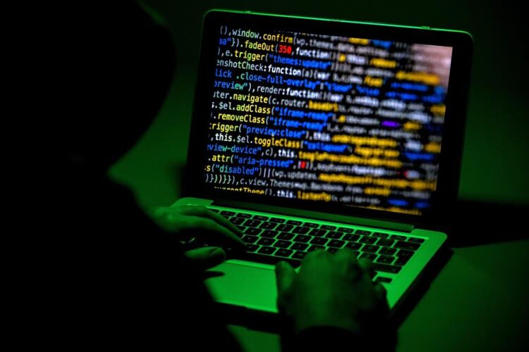 Las webs de varios aeropuertos de Estados Unidos, atacadas por hackers prorrusos