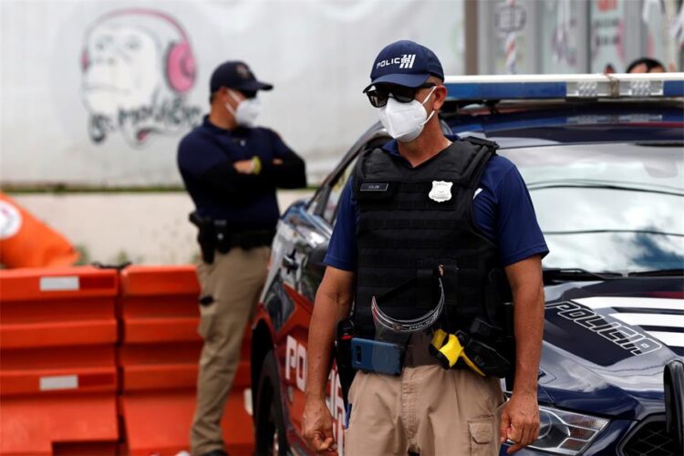 Dos mujeres son asesinadas a tiros en hechos separados en Puerto Rico
