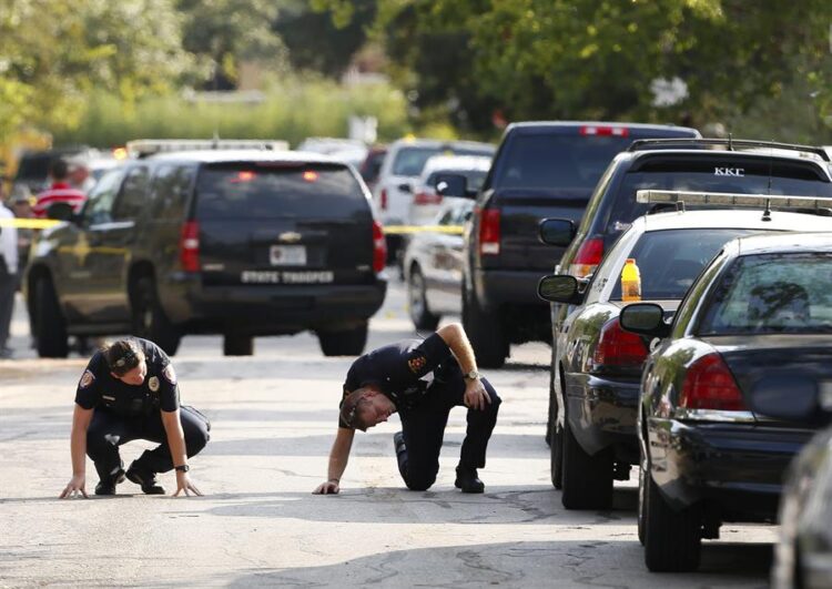 Cinco muertos, entre ellos un Policía, en un tiroteo en Raleigh (EEUU)