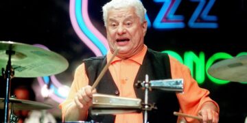Un doodle animado honra el legado musical del percusionista Tito Puente