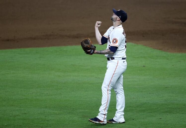 Verlander se luce y los Astros vencen a los Yanquis en el inicio de Serie de Campeonato