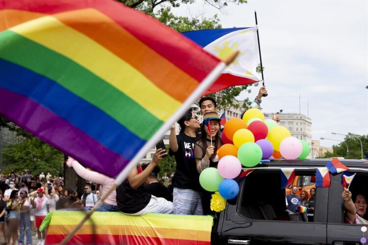 Senadores de Estados Unidos llegan a un acuerdo en defensa del matrimonio homosexual