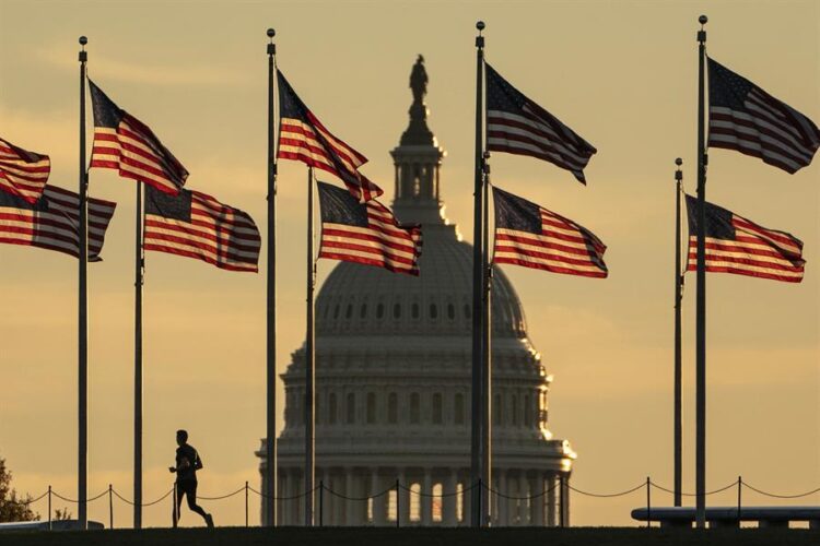 Tranquilidad junto al Capitolio de Estados Unidos en las elecciones de medio mandato