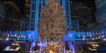 Encendido del árbol de Rockefeller inaugura temporada navideña en Nueva York
