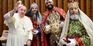 Los Reyes Magos de Juana Díaz piden al papa Francisco que visite Puerto Rico