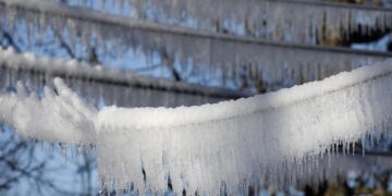 Tormenta invernal avanza hacia el nordeste con nevadas y apagones
