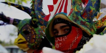 Carnaval en el sur de Puerto Rico resalta la figura y el juego del vejigante