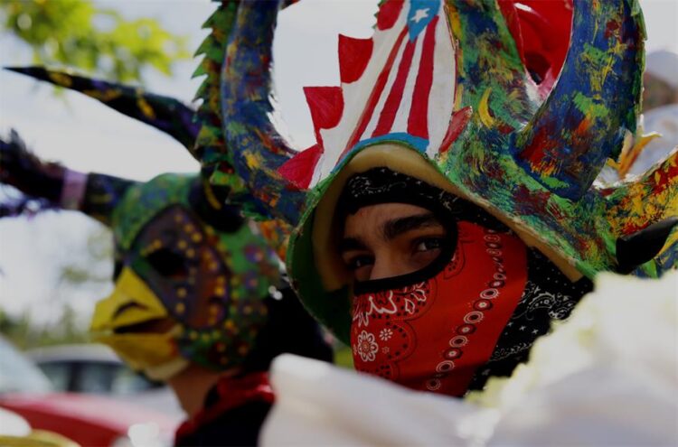 Carnaval en el sur de Puerto Rico resalta la figura y el juego del vejigante