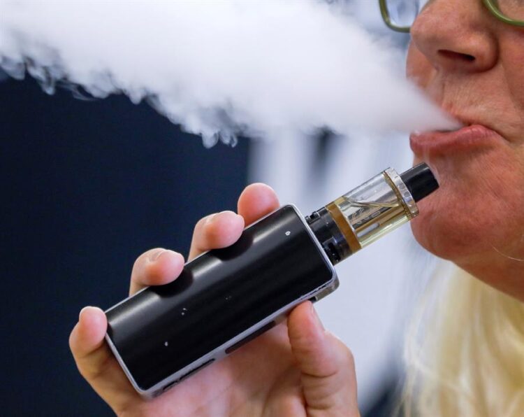 Juul pagará 462 millones de dólares en Estados Unidos por fomentar vapeo entre menores