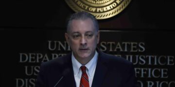 Autoridades federales ejecutan 44 órdenes de arresto por fraude en Puerto Rico