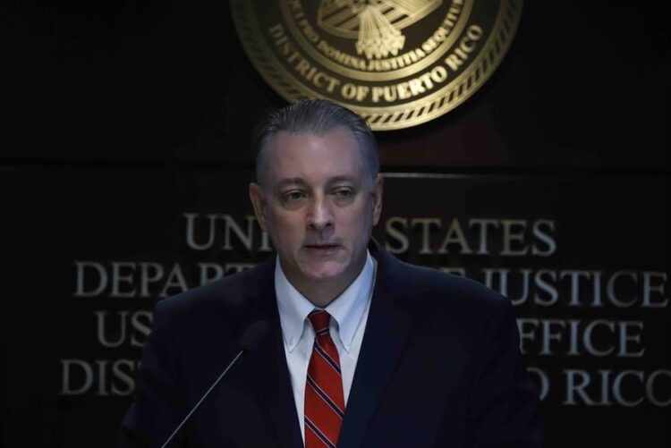 Autoridades federales ejecutan 44 órdenes de arresto por fraude en Puerto Rico