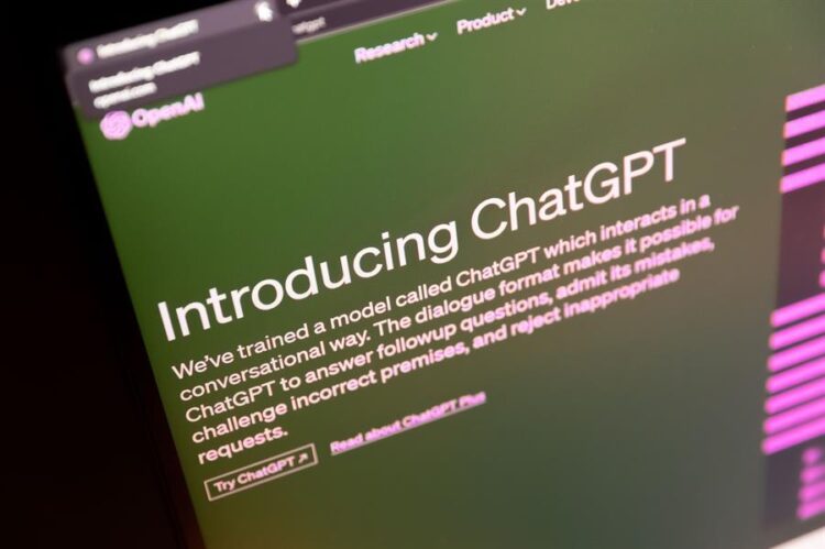 Los creadores de ChatGPT afrontan una demanda colectiva por violación de datos personales