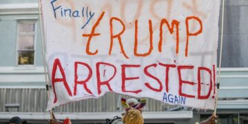 Trump hace historia con la primera acusación penal federal de un expresidente de Estados Unidos