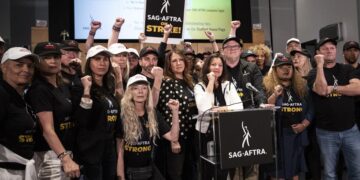 El Sindicato de Actores de Estados Unidos se declara en huelga y pone en jaque a Hollywood