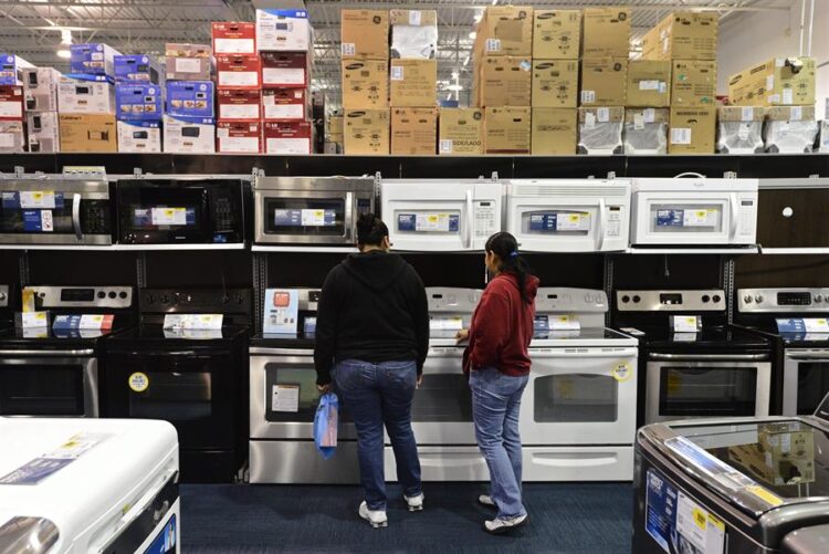 La inflación de Estados Unidos vuelve a niveles previos a la pandemia y se coloca en el 3%