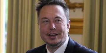 Elon Musk cree que la “superinteligencia” artificial llegará en “cinco o seis años”