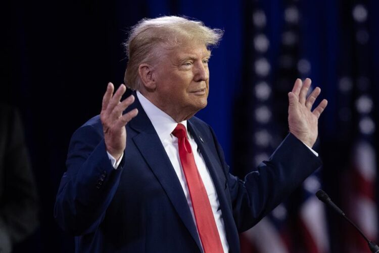 Hutchinson, la funcionaria de la Casa Blanca que testificó contra Trump publicará un libro