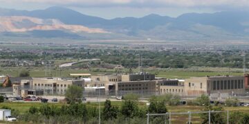 Presentan demanda contra cárcel federal por permitir abusos sexuales contra las reclusas