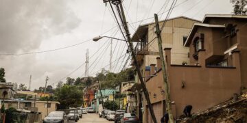 El paso de la tormenta tropical Hilary deja cuatro muertos en el noroeste de México
