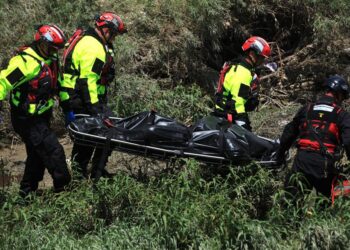 Hallan un cuerpo sin vida en la nueva barrera antimigrantes del Río Bravo