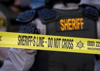 Un supremacista blanco mata a tres personas en un tiroteo en Florida y luego se suicida