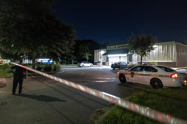 Un trabajador de la Universidad de Carolina del Norte muere en un tiroteo en el campus