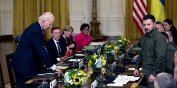 Estados Unidos anuncia una conferencia entre su industria de defensa y empresarios ucranios en otoño