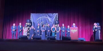 Exitosa Gala de la Hispanidad Celebra el Mes de la Herencia Hispana en Rhode Island