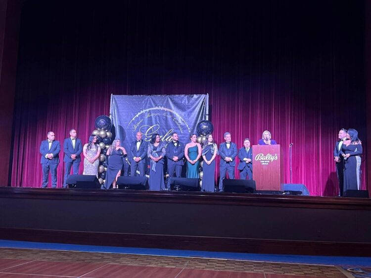 Exitosa Gala de la Hispanidad Celebra el Mes de la Herencia Hispana en Rhode Island