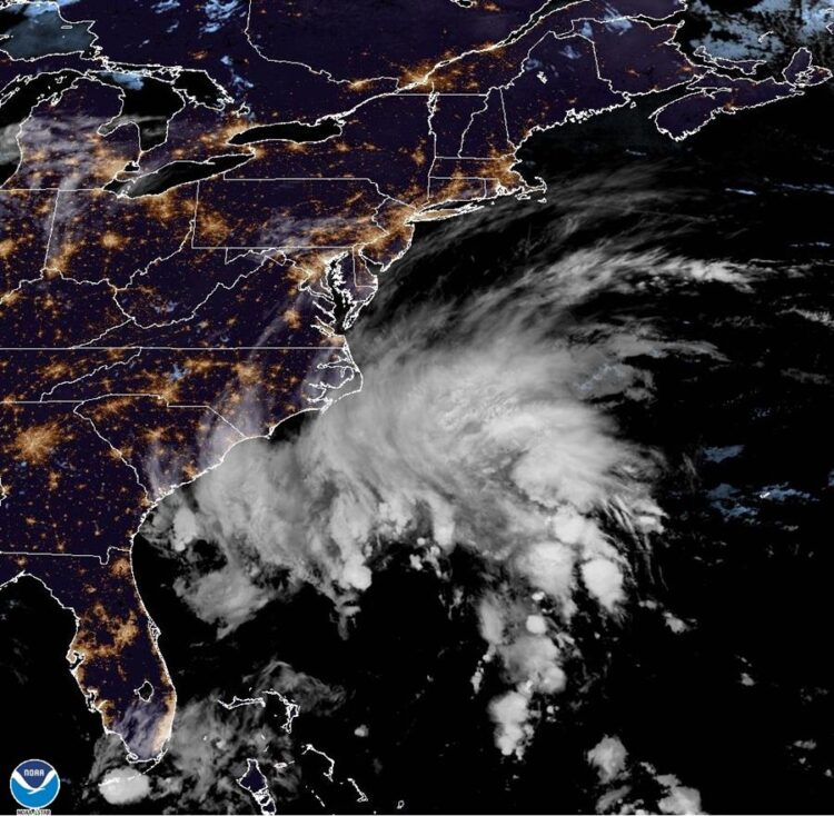 Potencial tormenta tropical Ofelia tiene en alerta a un sector de la costa este