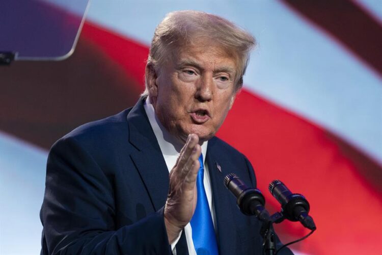 Juez declara a Trump responsable de fraude en caso civil sobre su empresa en Nueva York