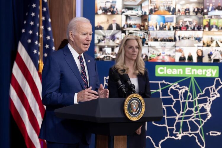 Biden habla con Netanyahu sobre los rehenes de Hamás y la situación humanitaria en Gaza
