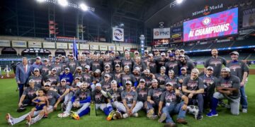 Los Rangers se inscriben en la Serie Mundial y borran a los campeones