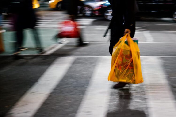 Los precios se resisten a bajar en Estados Unidos y la inflación se estanca en septiembre en el 3.7%