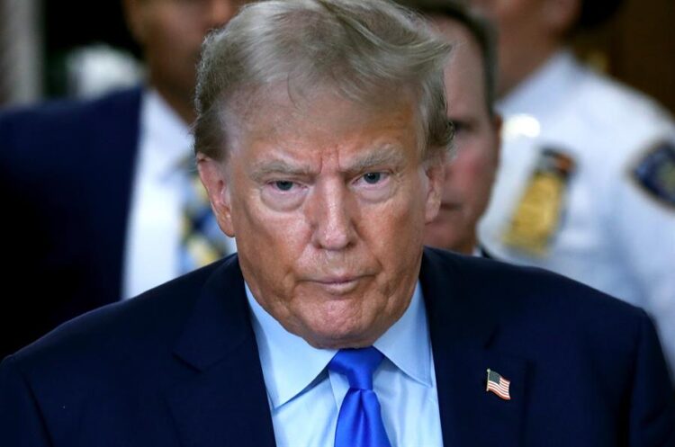 La campaña de Trump dice que ha recaudado más de 45 millones durante los últimos meses