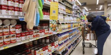 La inflación se modera en Estados Unidos en octubre y baja cinco décimas hasta el 3.2%