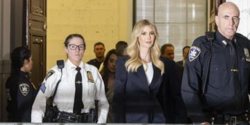 Ivanka Trump testifica en el juicio civil por fraude contra la empresa de su padre