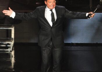 Luis Miguel donará 570,000 dólares a damnificados de Acapulco y banco duplicara cifra